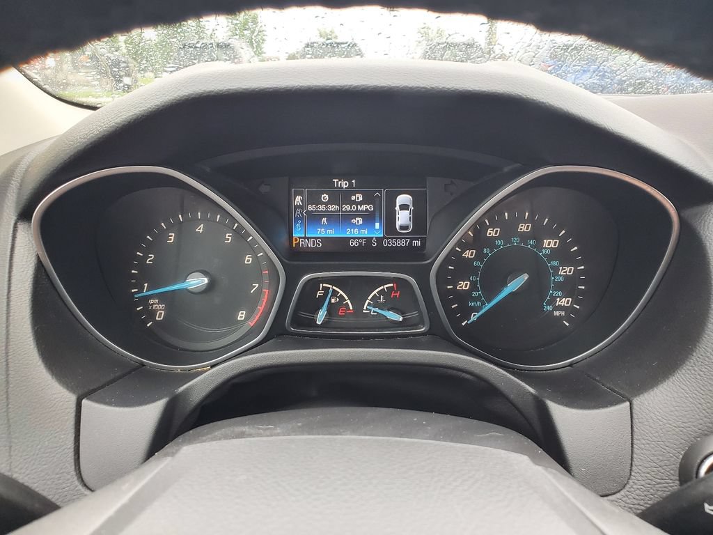 Used 2013 Ford Focus Titanium FWD image 13