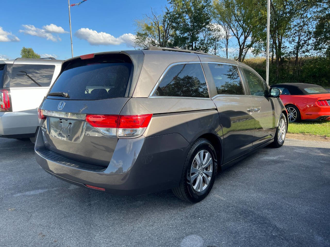 Used 2014 Honda Odyssey EX image 5