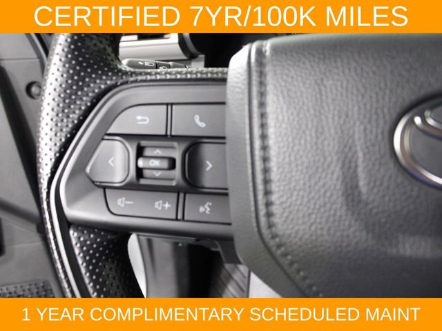 Used 2025 Toyota Tacoma SR5 AWD/4WD image 19