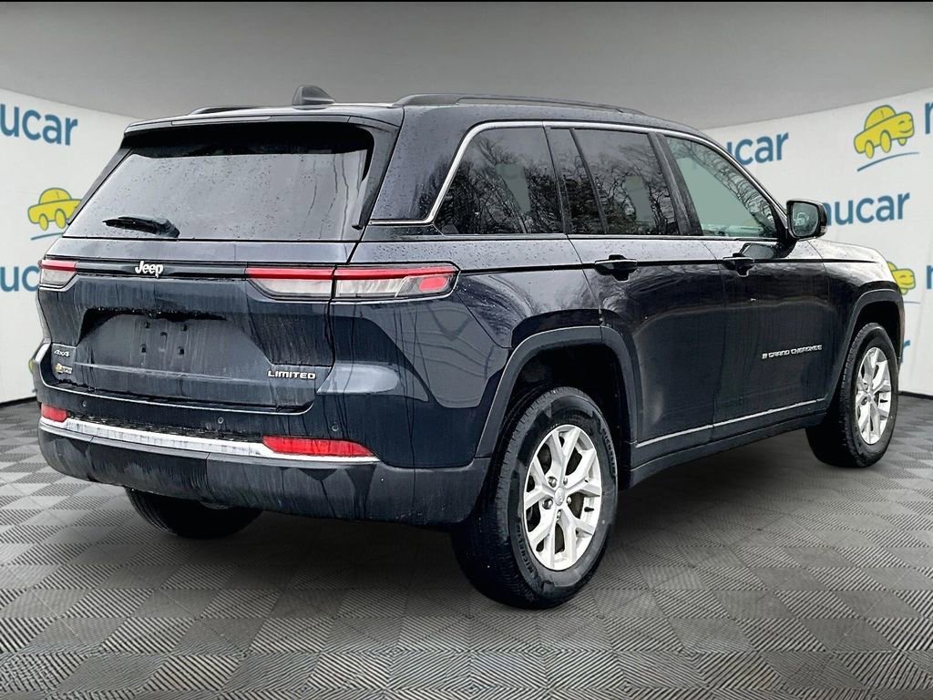 Used 2024 Jeep Grand Cherokee Limited AWD/4WD image 6