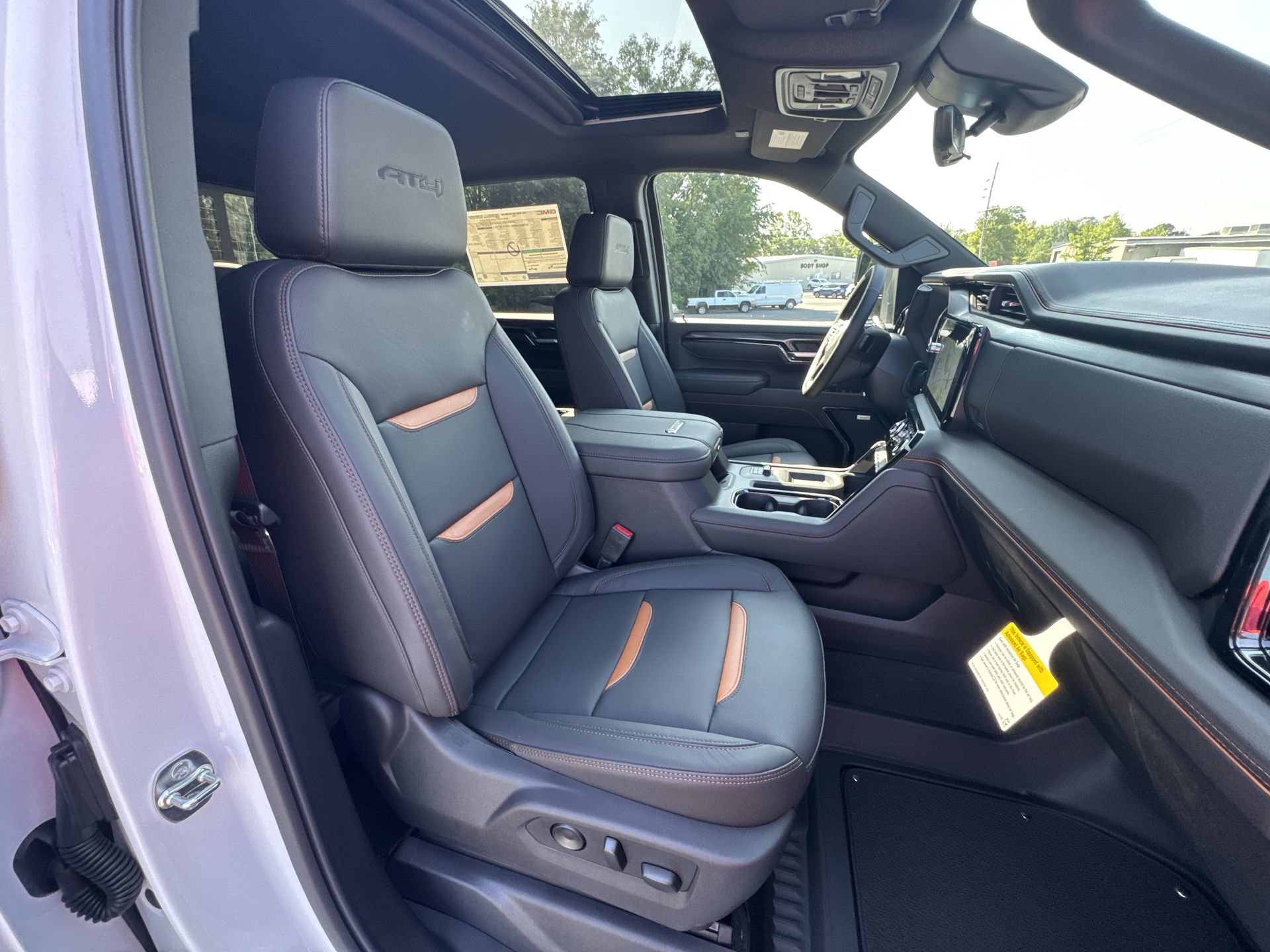 New 2026 GMC Sierra 3500 AT4 w/ AT4 Premium Plus Package AWD/4WD image 26