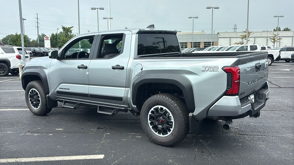 New 2026 Toyota Tacoma TRD Off-Road w/ TRD Off Road Upgrade Package AWD/4WD image 6