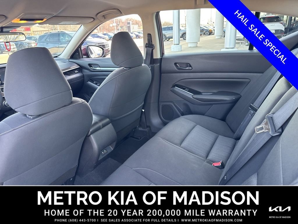Used 2023 Nissan Altima 2.5 SV FWD image 18