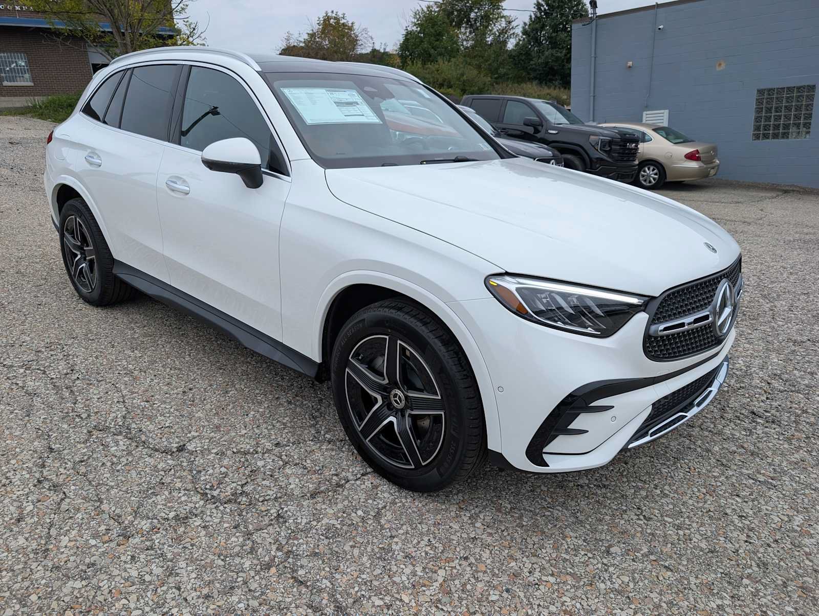 New 2027 Mercedes-Benz GLC 300 4MATIC image 6