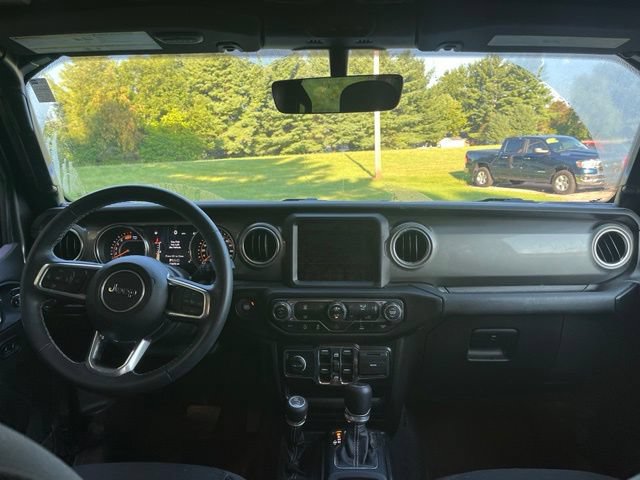 Certified 2022 Jeep Wrangler Unlimited Sahara AWD/4WD image 11