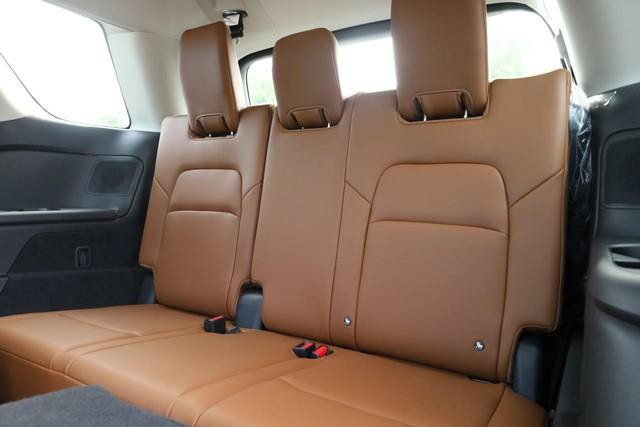New 2026 Nissan Pathfinder Platinum AWD/4WD image 30