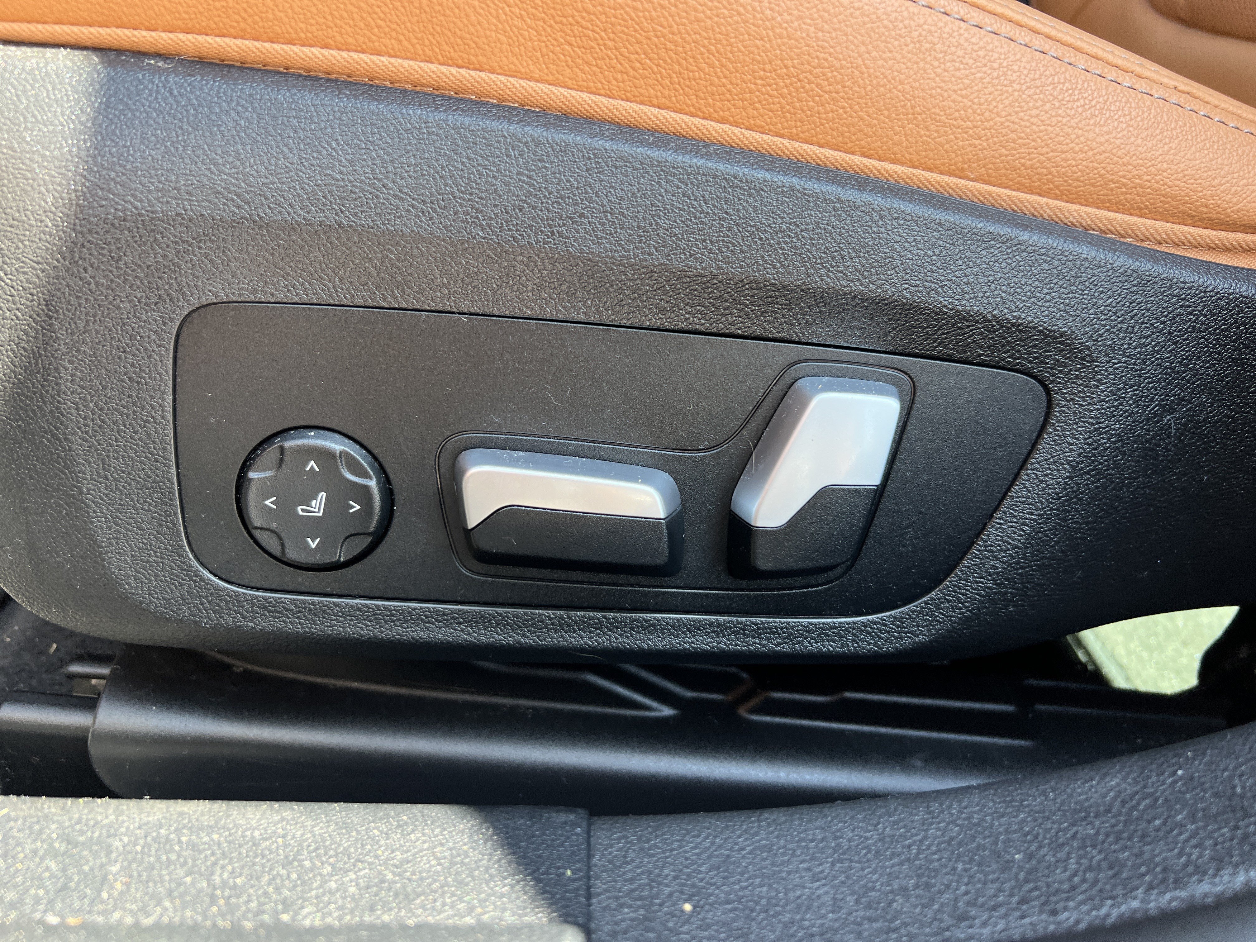 Certified 2024 BMW i4 eDrive35 w/ Convenience Package RWD image 39