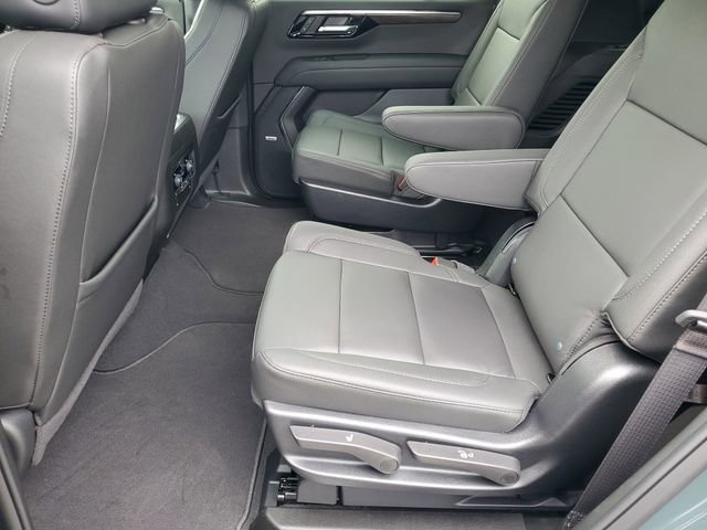 Used 2026 Chevrolet Tahoe Z71 w/ Comfort Package AWD/4WD image 21