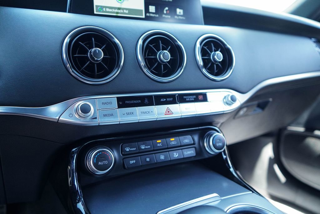 Used 2020 Kia Stinger GT2 RWD image 8