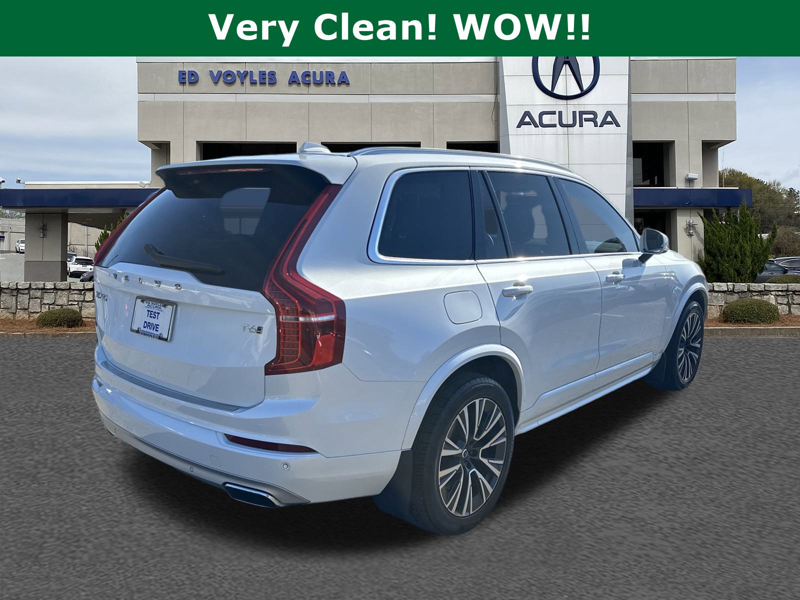 Used 2020 Volvo XC90 T6 Momentum w/ Protection Package image 5