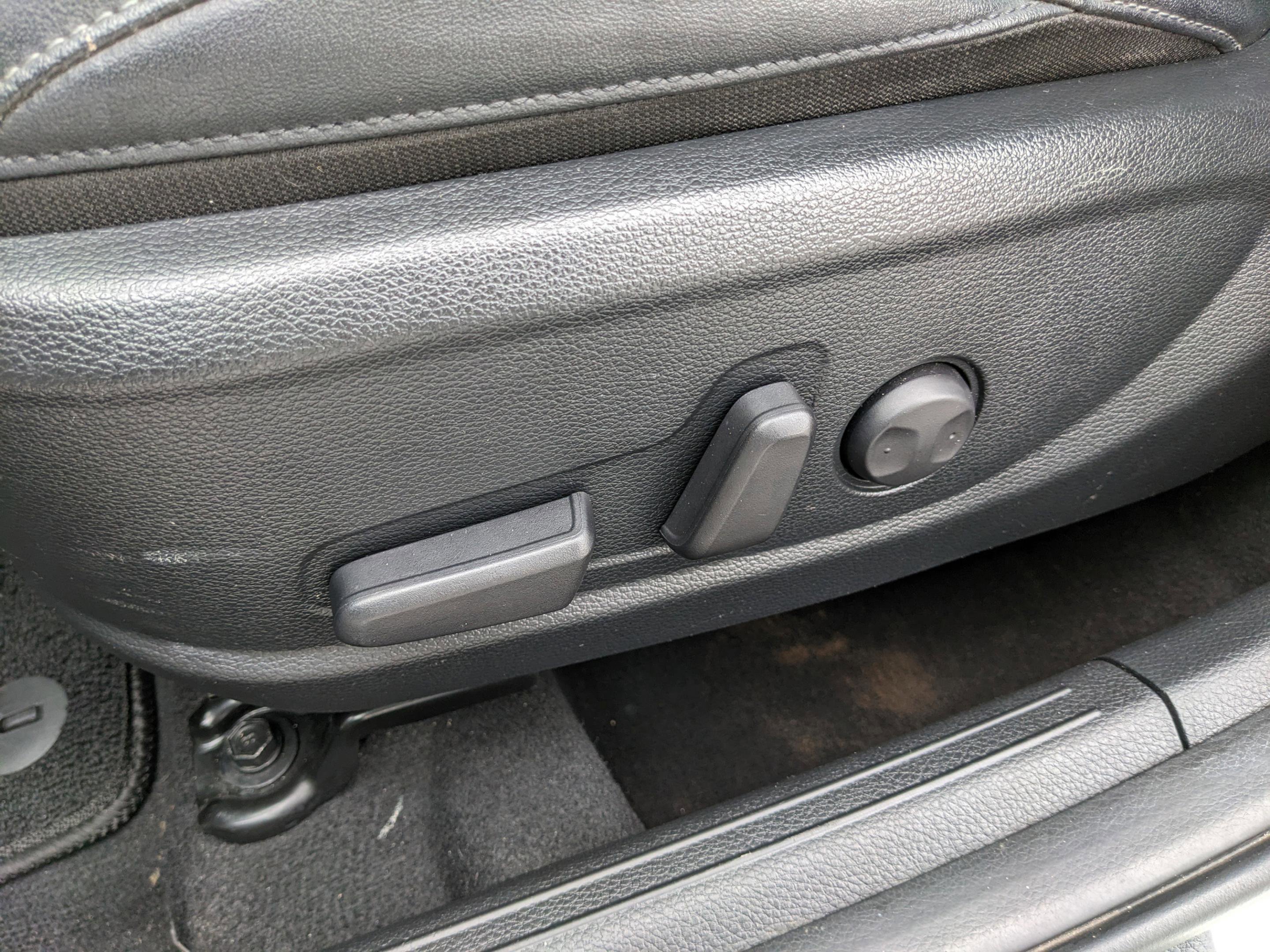 Used 2021 Kia Seltos SX w/ SX Sunroof Package image 19