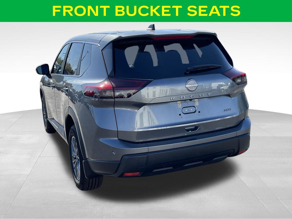 Used 2024 Nissan Rogue S AWD/4WD image 12