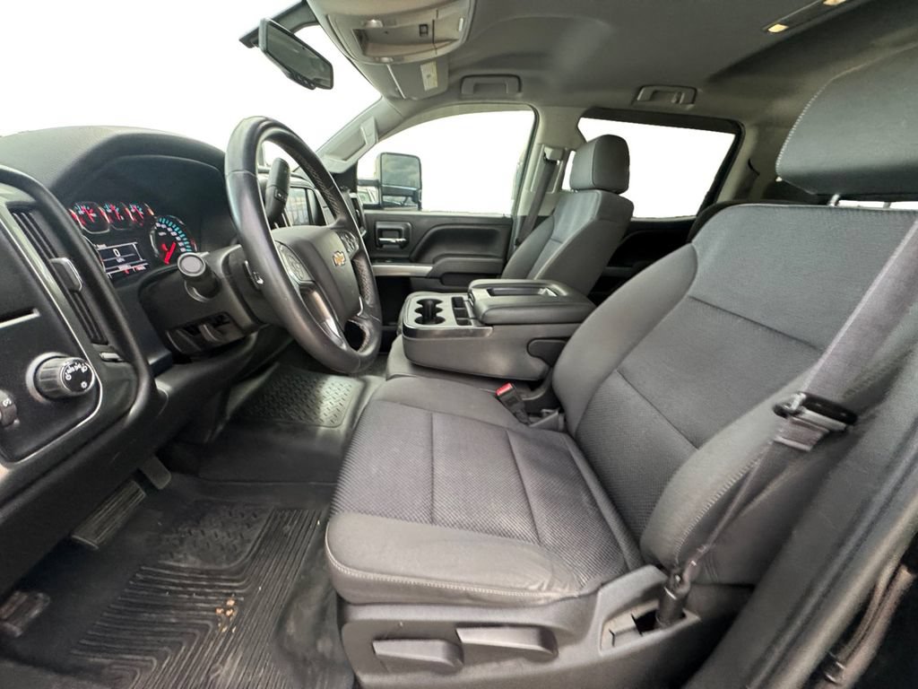 Used 2017 Chevrolet Silverado 1500 LT w/ Max Trailering Package RWD image 10