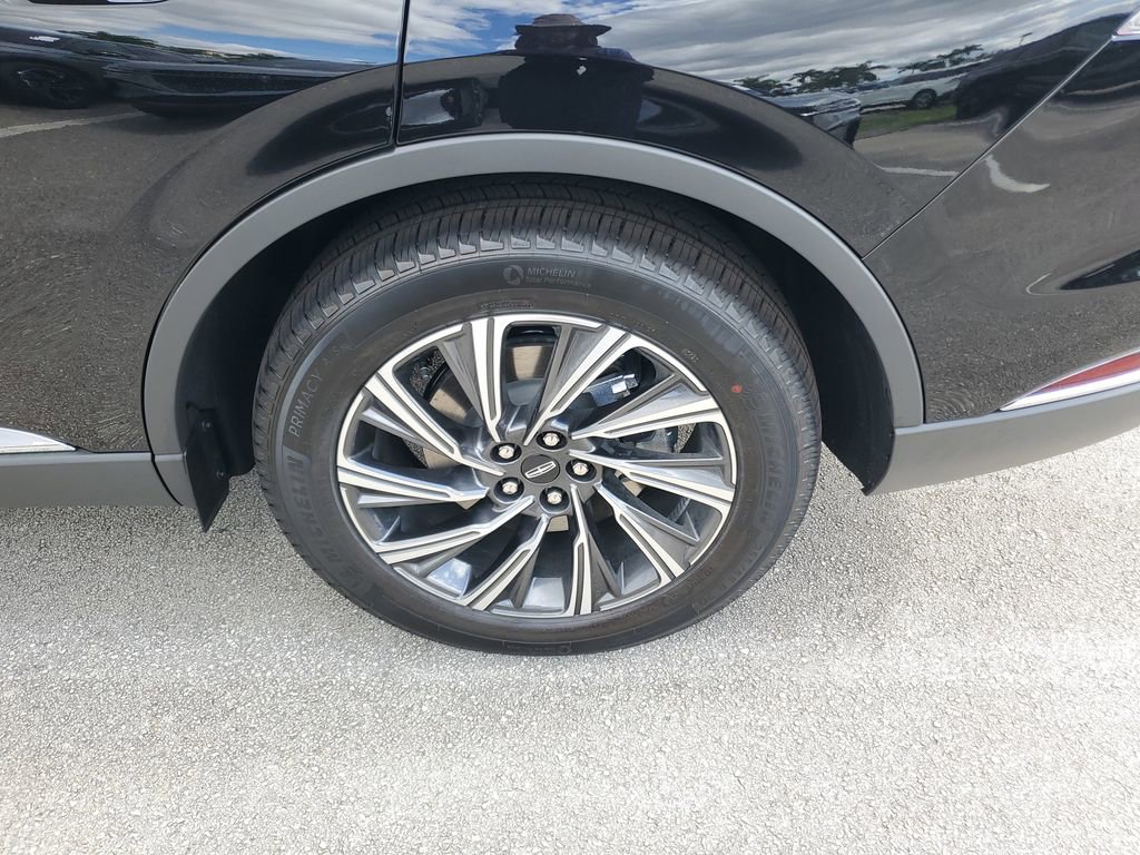New 2026 Lincoln Aviator 2WD image 8