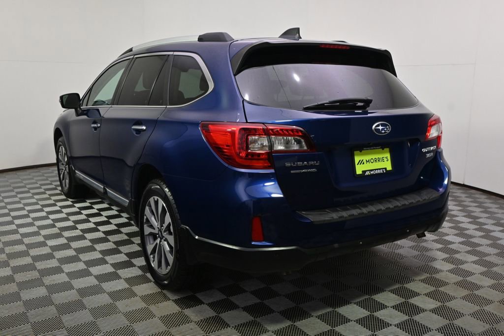 Used 2017 Subaru Outback 3.6R Touring w/ Popular Package #5A image 4