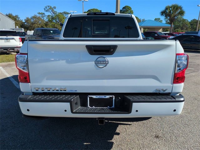 Used 2024 Nissan Titan SV w/ SV Convenience Package image 5