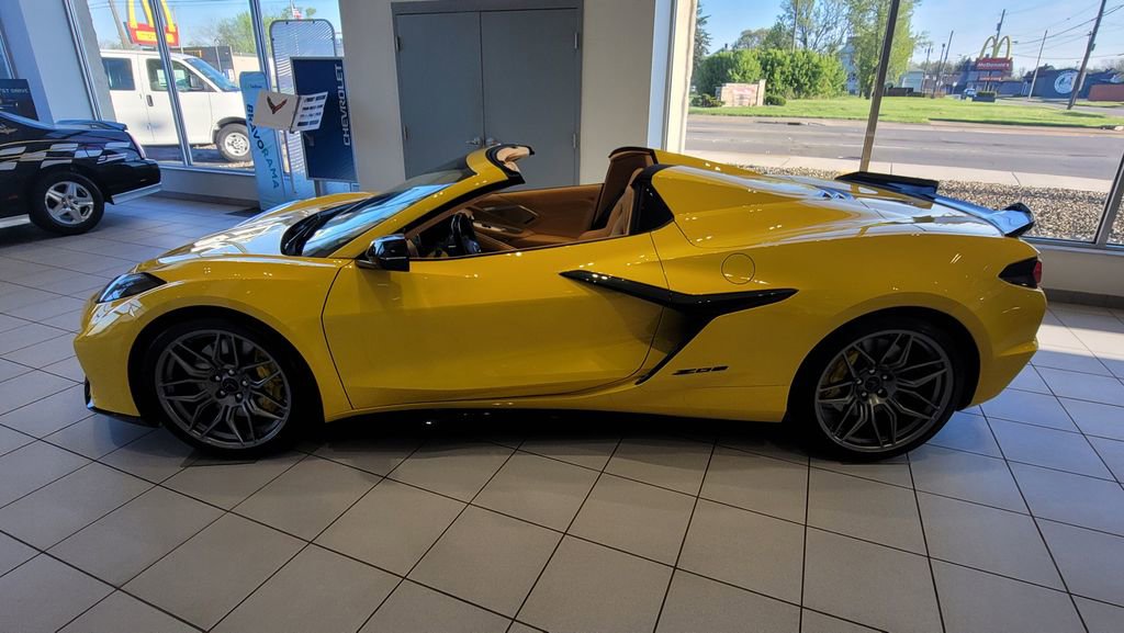 New 2026 Chevrolet Corvette Z06 RWD image 7