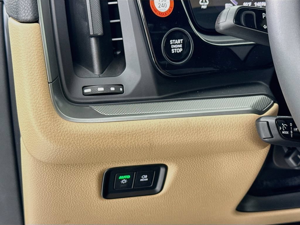 New 2026 Porsche Cayenne AWD/4WD image 14