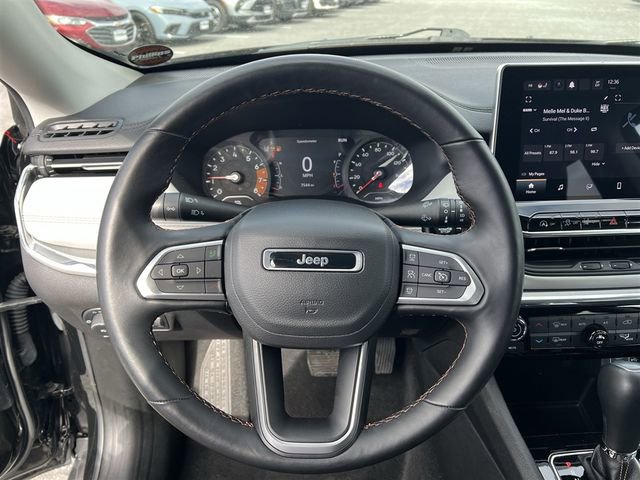 Used 2022 Jeep Compass Limited image 15