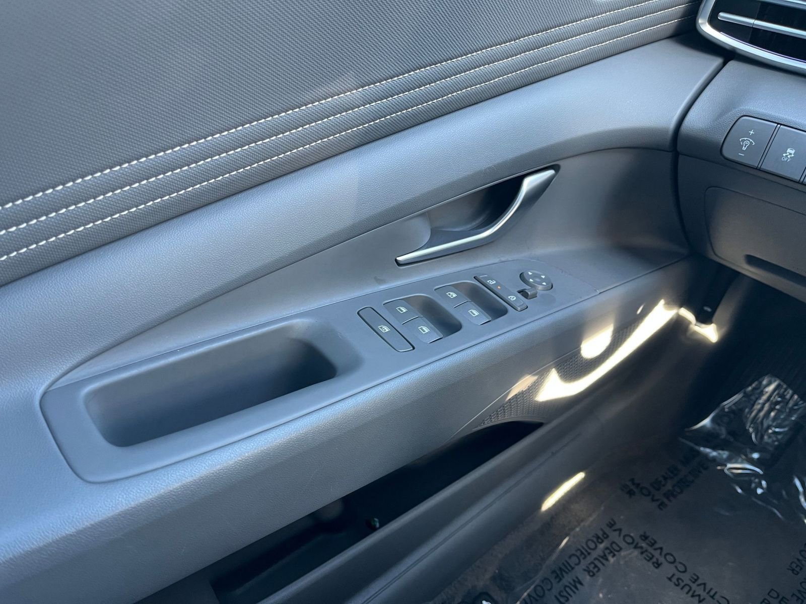 Used 2025 Hyundai Elantra SEL image 20