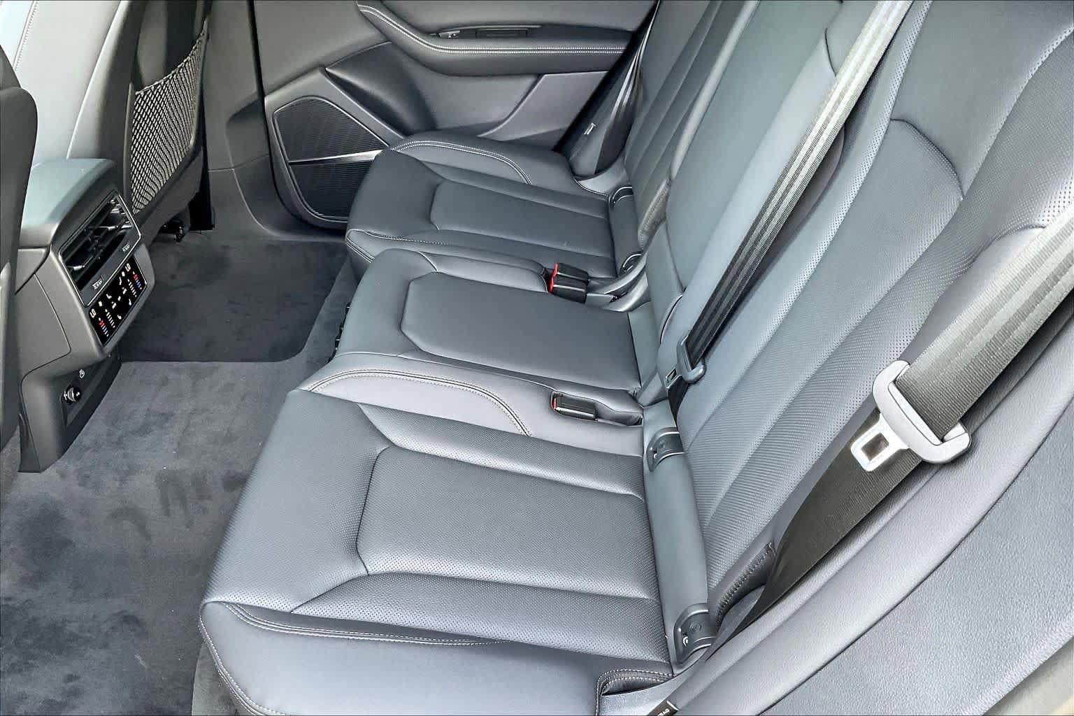 New 2026 Audi Q8 Premium Plus AWD/4WD image 17