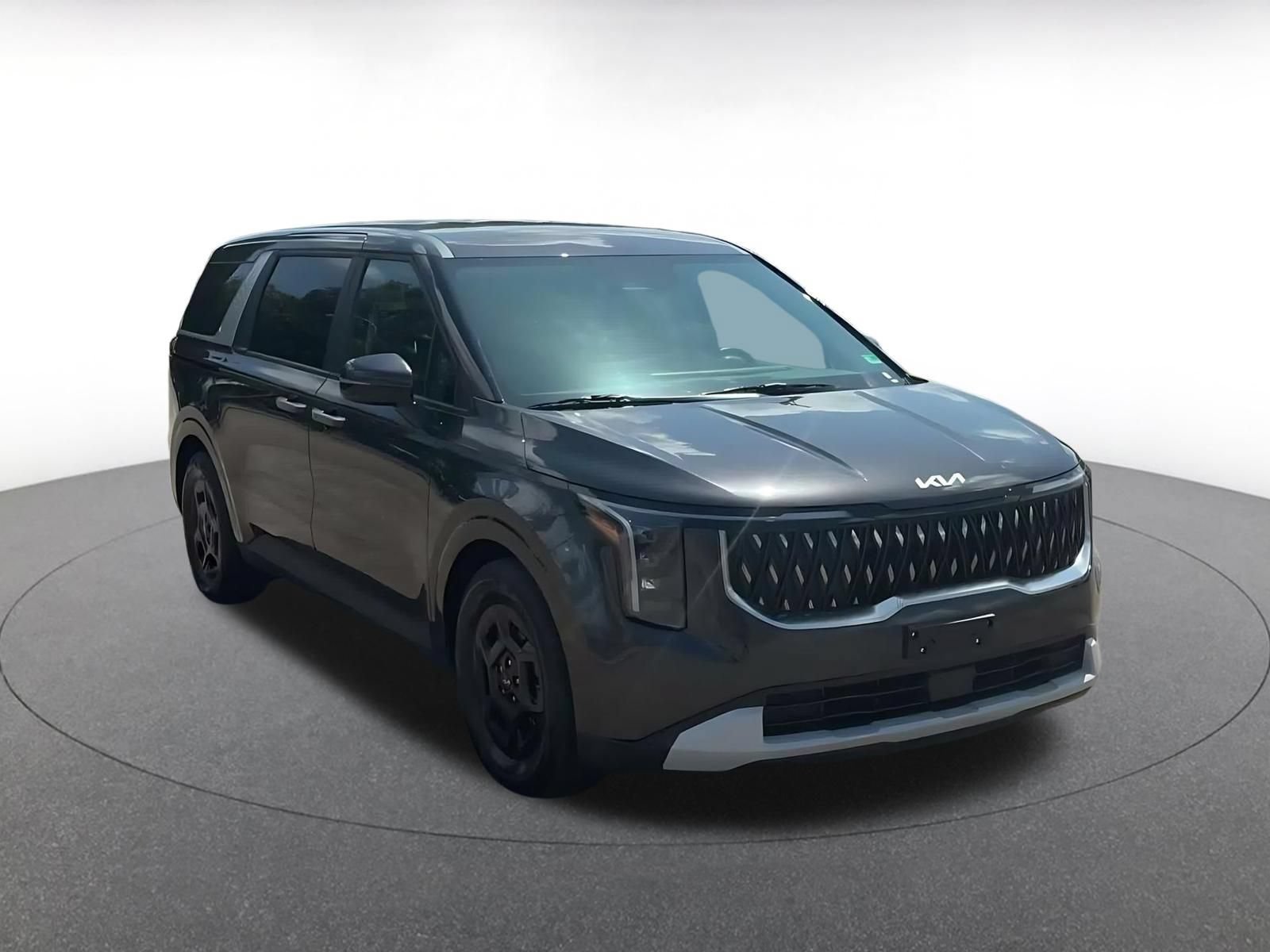 Used 2026 Kia Carnival FWD image 3