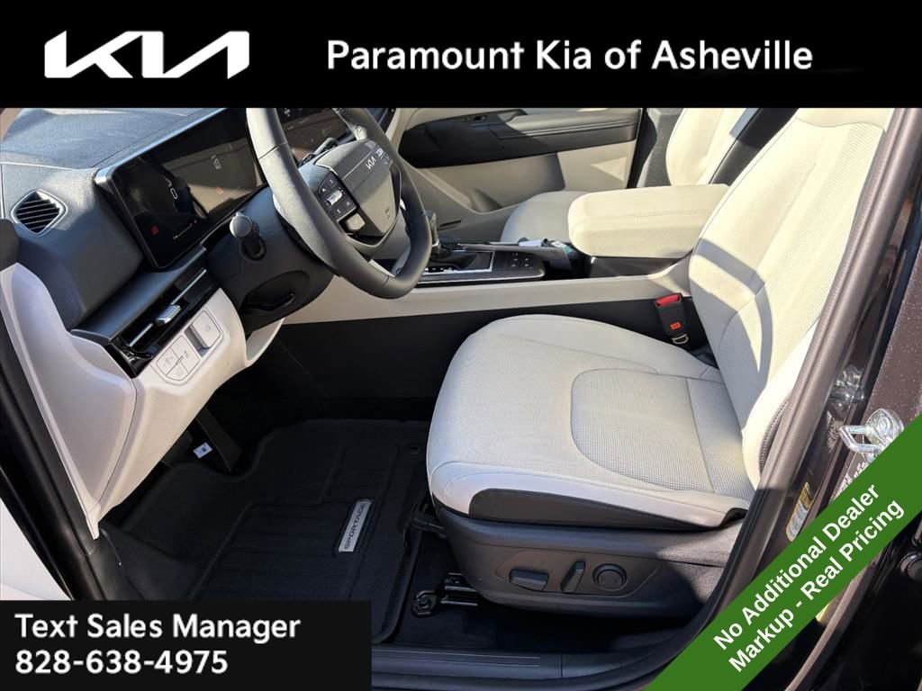 New 2026 Kia Sportage EX image 18