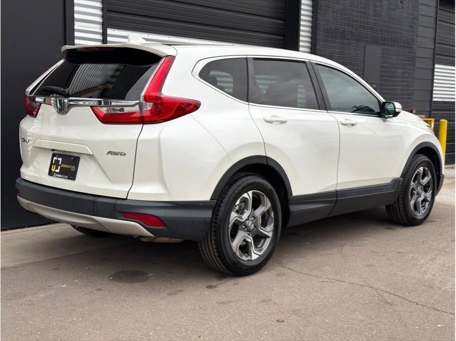 Used 2017 Honda CR-V EX image 3