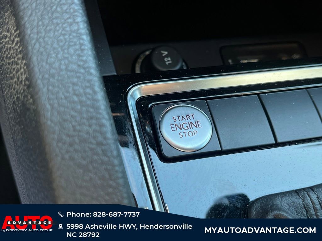 Used 2017 Volkswagen Jetta SEL image 12