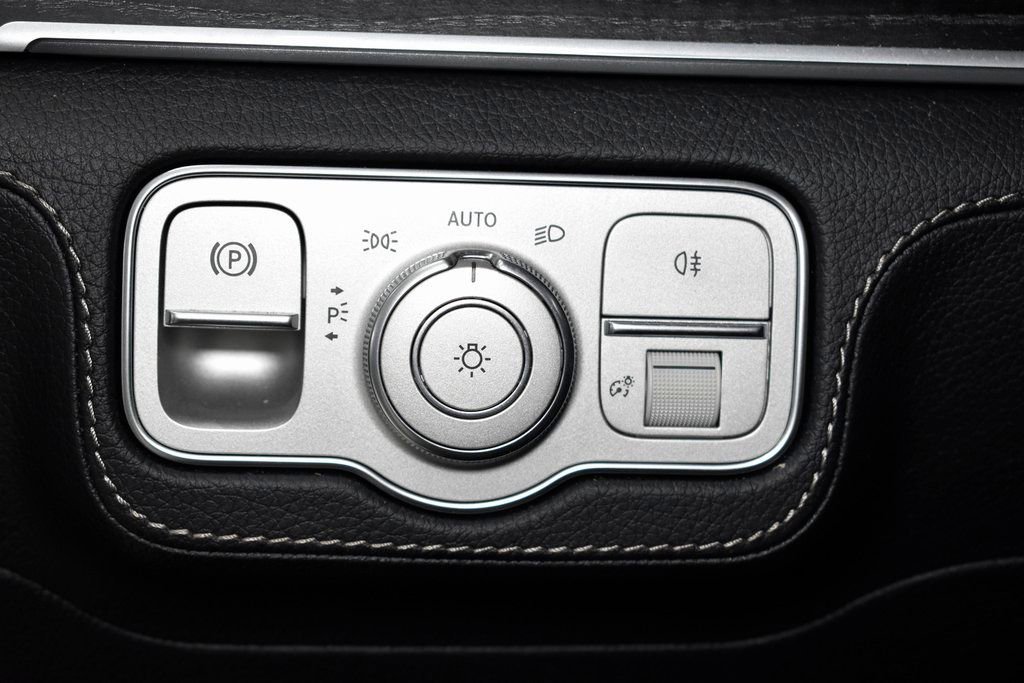 Used 2023 Mercedes-Benz GLE 53 AMG 4MATIC Coupe image 28