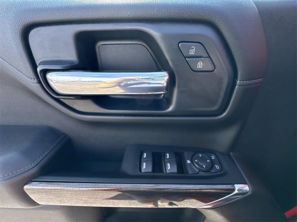 Used 2022 Chevrolet Silverado 1500 LT image 35
