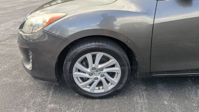 Used 2012 MAZDA MAZDA3 i Touring FWD image 9