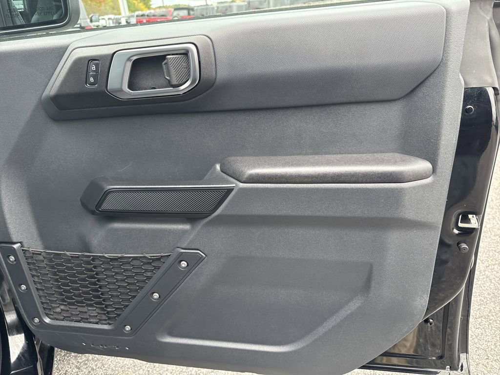 Used 2025 Ford Bronco Big Bend image 15