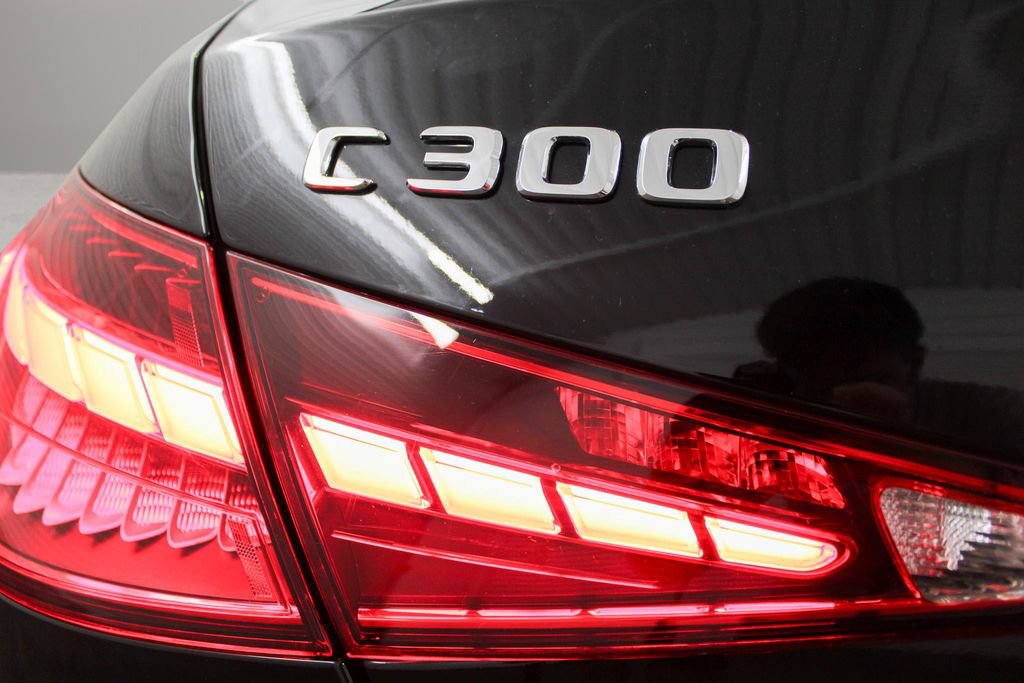 Used 2024 Mercedes-Benz C 300 Sedan image 31
