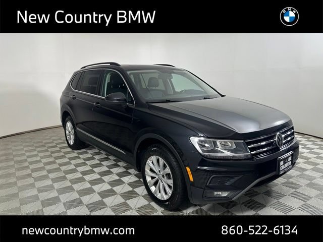 Used 2018 Volkswagen Tiguan SE w/ Panoramic Sunroof Package