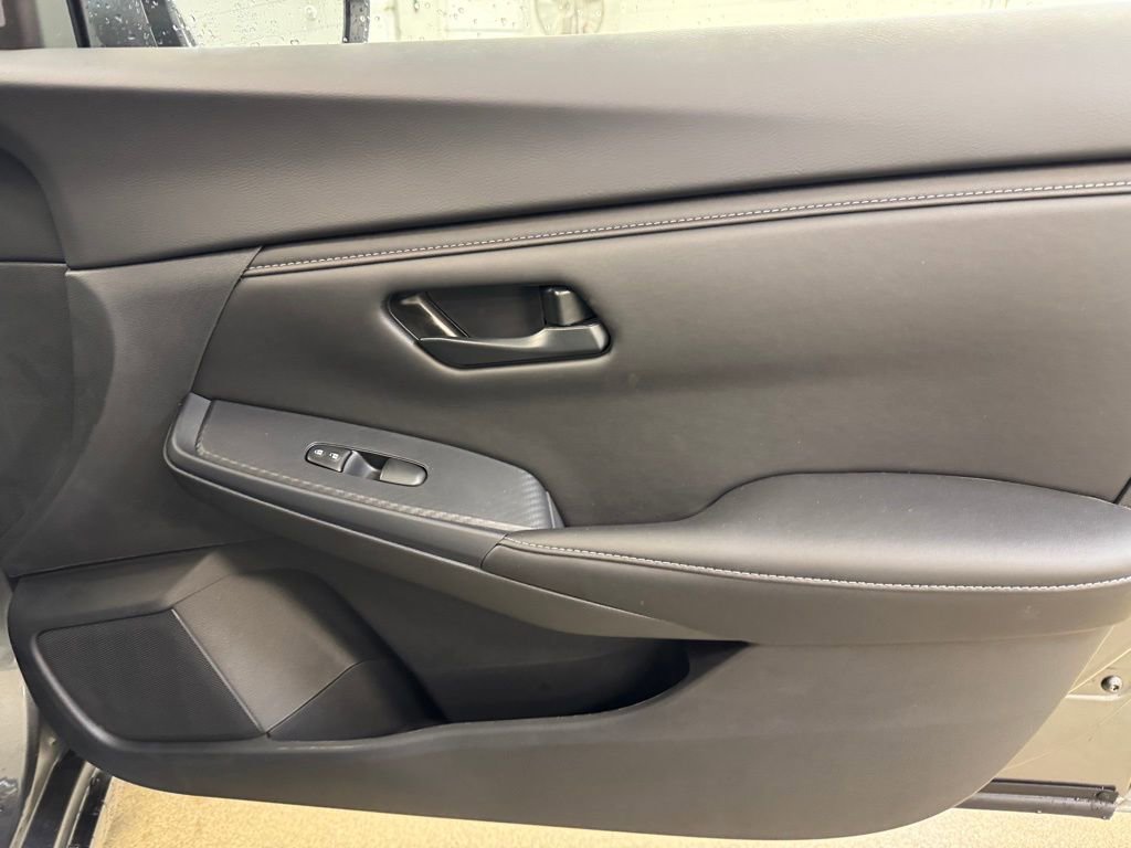 Certified 2025 Nissan Sentra S FWD image 24