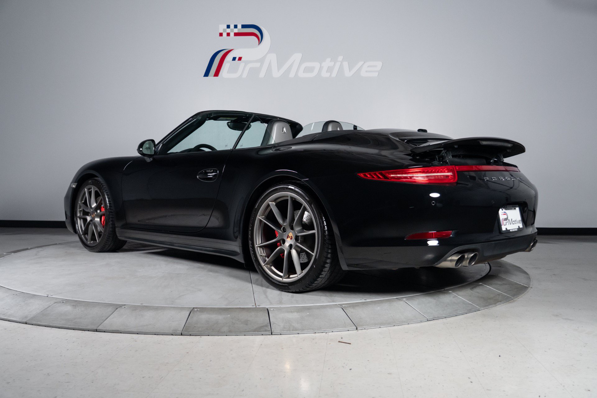 Used 2014 Porsche 911 Carrera S RWD image 5
