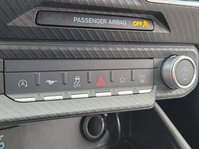 Used 2024 Ford Mustang Convertible RWD image 31