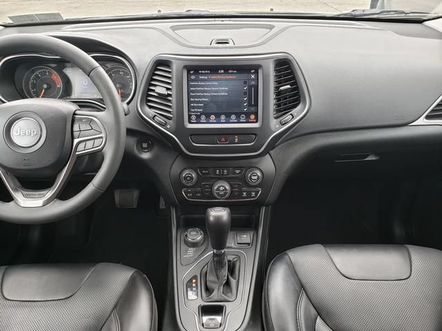 Used 2022 Jeep Cherokee Latitude Lux AWD/4WD image 14