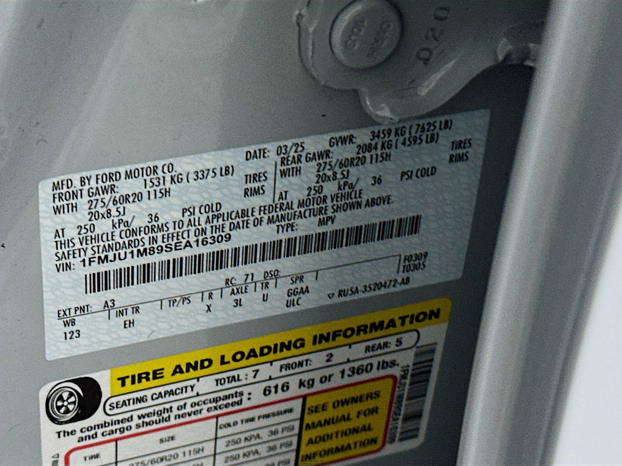 Used 2025 Ford Expedition Platinum image 12