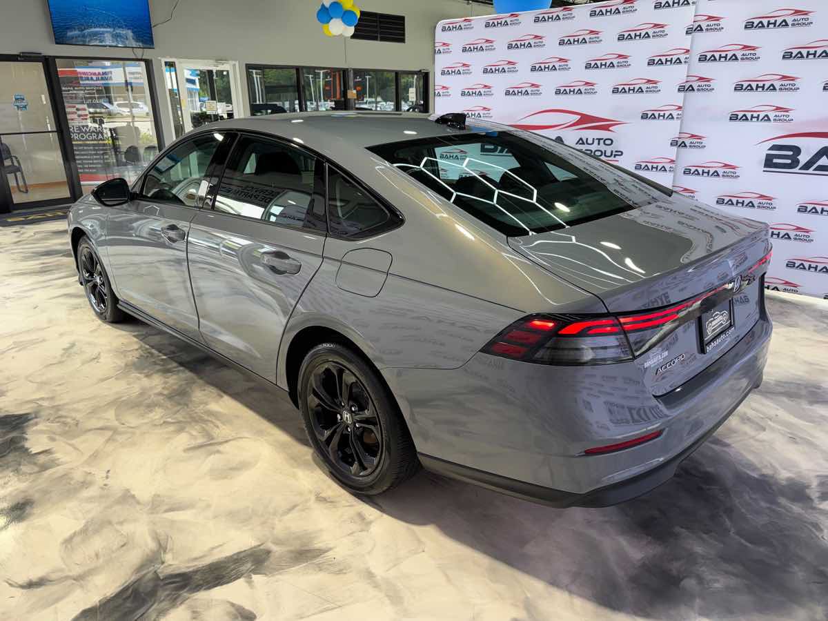 Used 2025 Honda Accord SE image 7