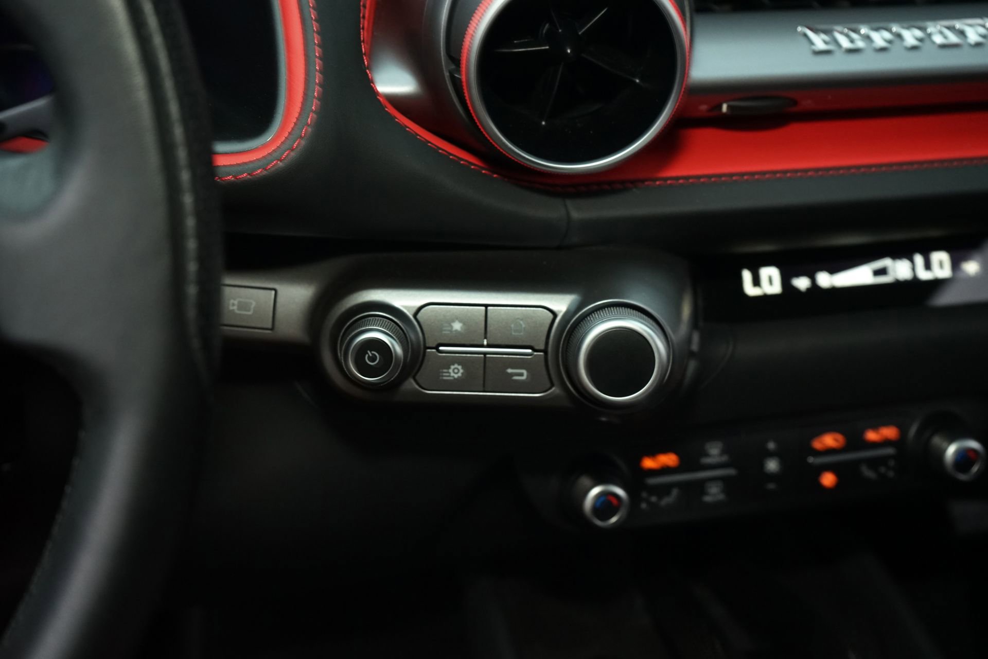 Used 2019 Ferrari 812 Superfast image 27