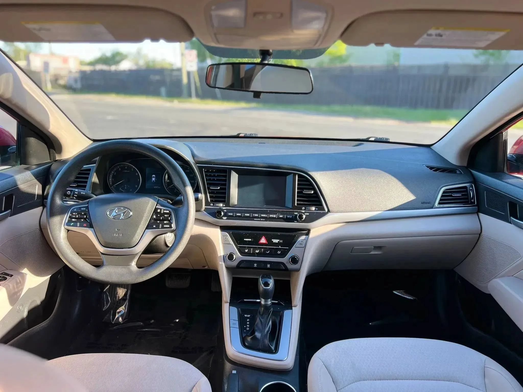 Used 2018 Hyundai Elantra SEL FWD image 19