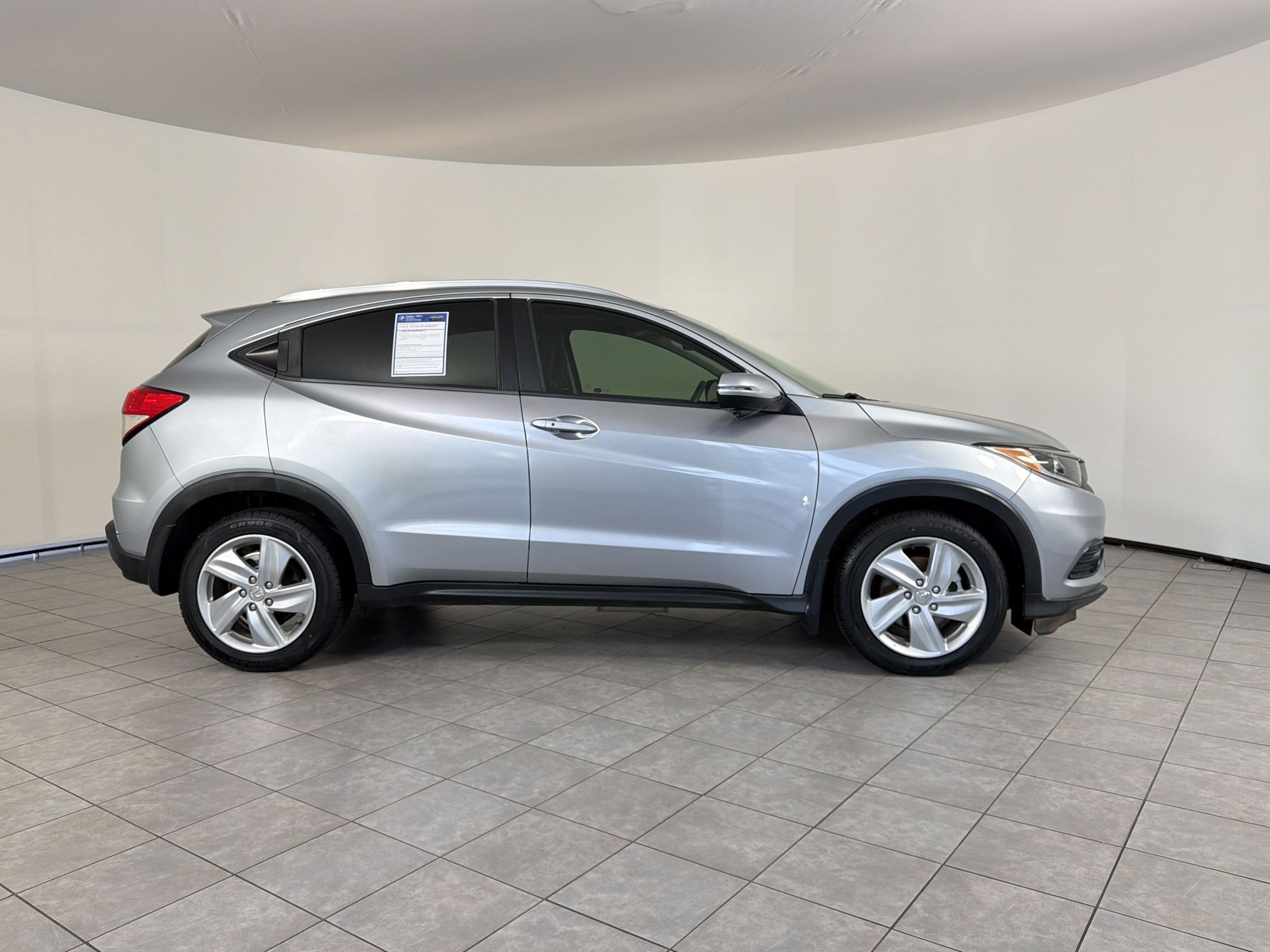 Used 2019 Honda HR-V EX image 8