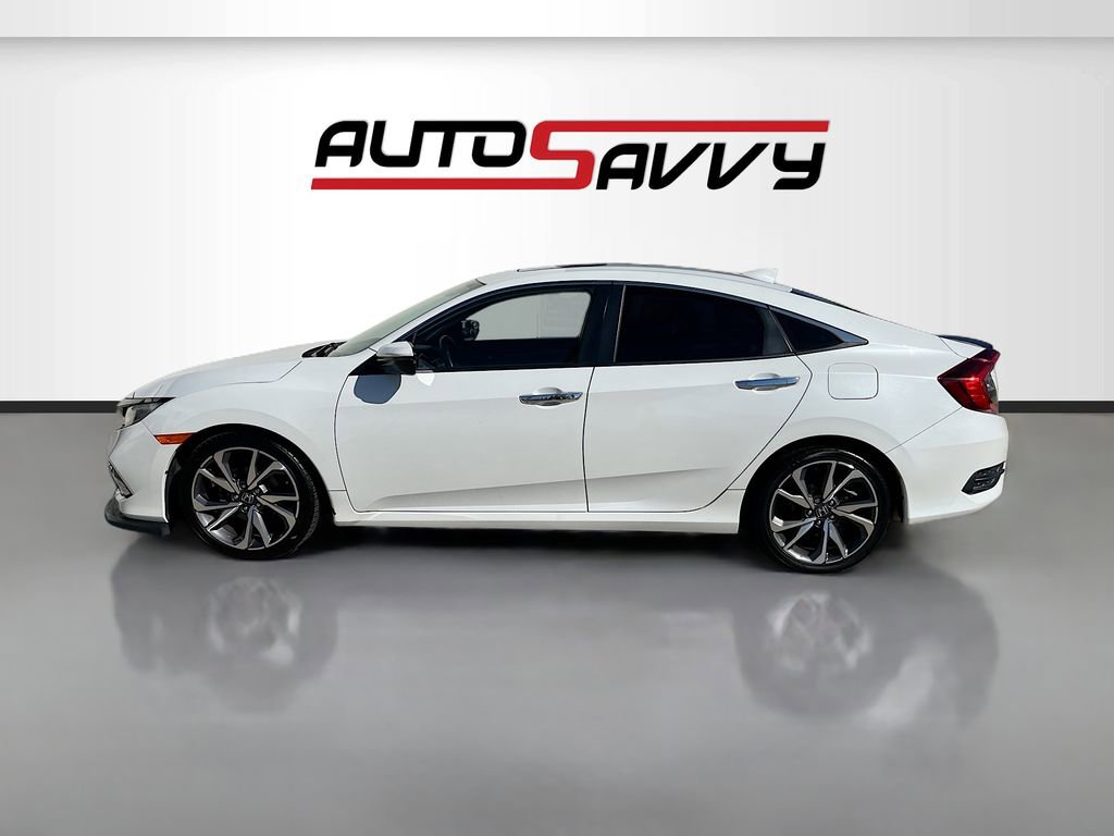 Used 2019 Honda Civic Touring image 4