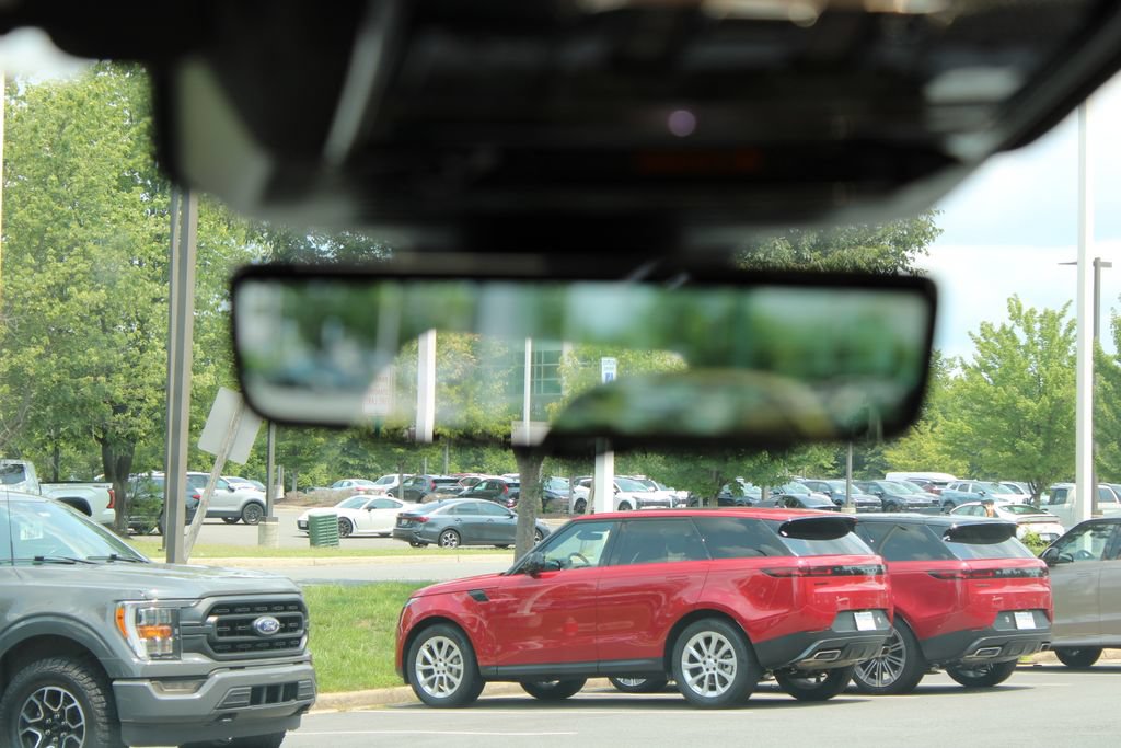 Used 2026 Land Rover Range Rover Sport Autobiography AWD/4WD image 16