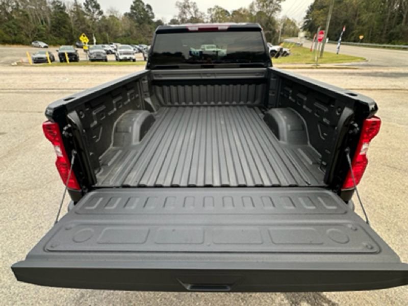 New 2026 Chevrolet Silverado 2500 Custom w/ Custom Value Package AWD/4WD image 18