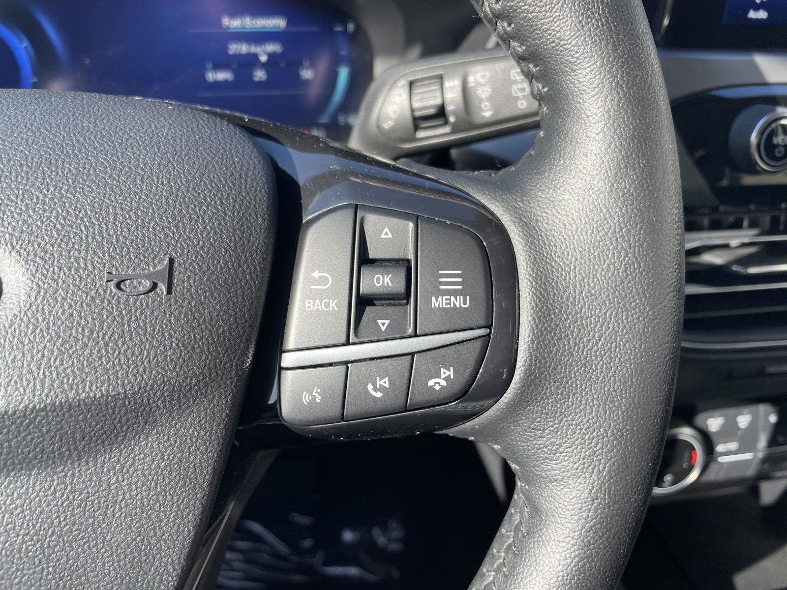 Used 2021 Ford Escape Titanium w/ Class II Trailer Tow Package image 16