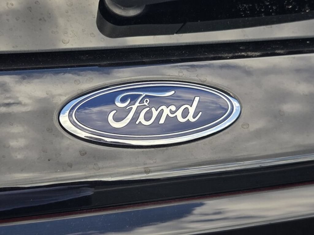 Used 2025 Ford Explorer Active w/ Active Comfort Package RWD image 33