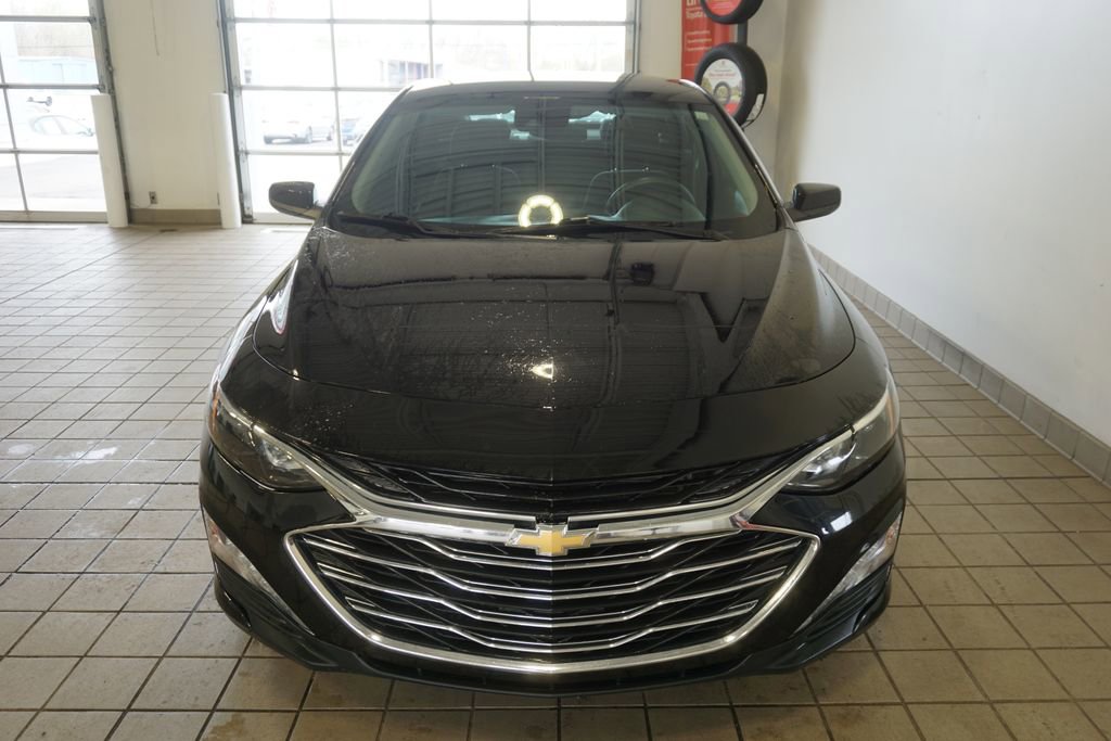 Used 2023 Chevrolet Malibu LT w/ Driver Confidence Package FWD image 13
